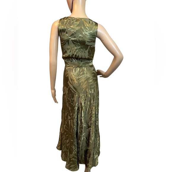 Ralph Lauren Size 6  NWT Olive Green Palm Leaf  Sleeveless Midi Dress (0431) - Picture 8 of 13